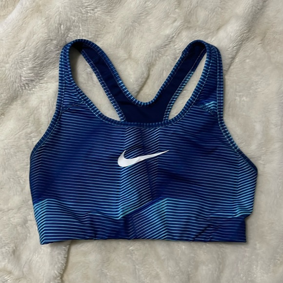 2 for 15$// Nike Sportsbra - Picture 1 of 2